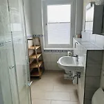 Stilvolles Stadthaus Mit 5 Schlafzimmern Und 2 Baedern In * Braunschweig
