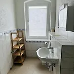 Stilvolles Stadthaus Mit 5 Schlafzimmern Und 2 Baedern In Casa de Férias *